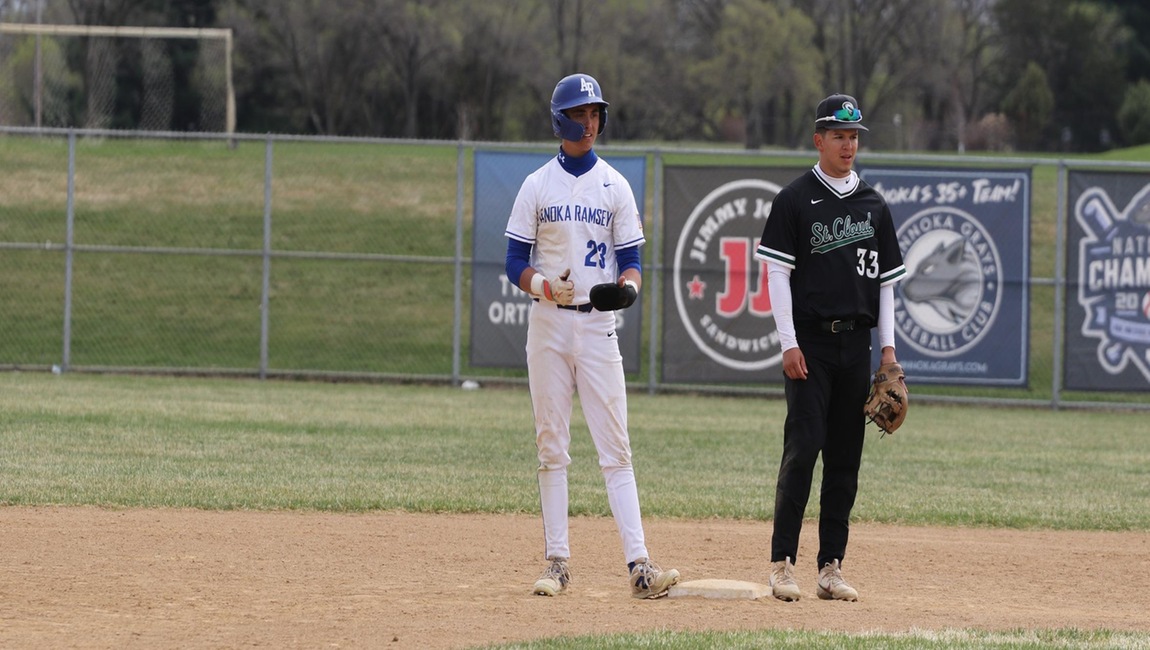 Collin Tollefson earns All-Region, All-MCAC